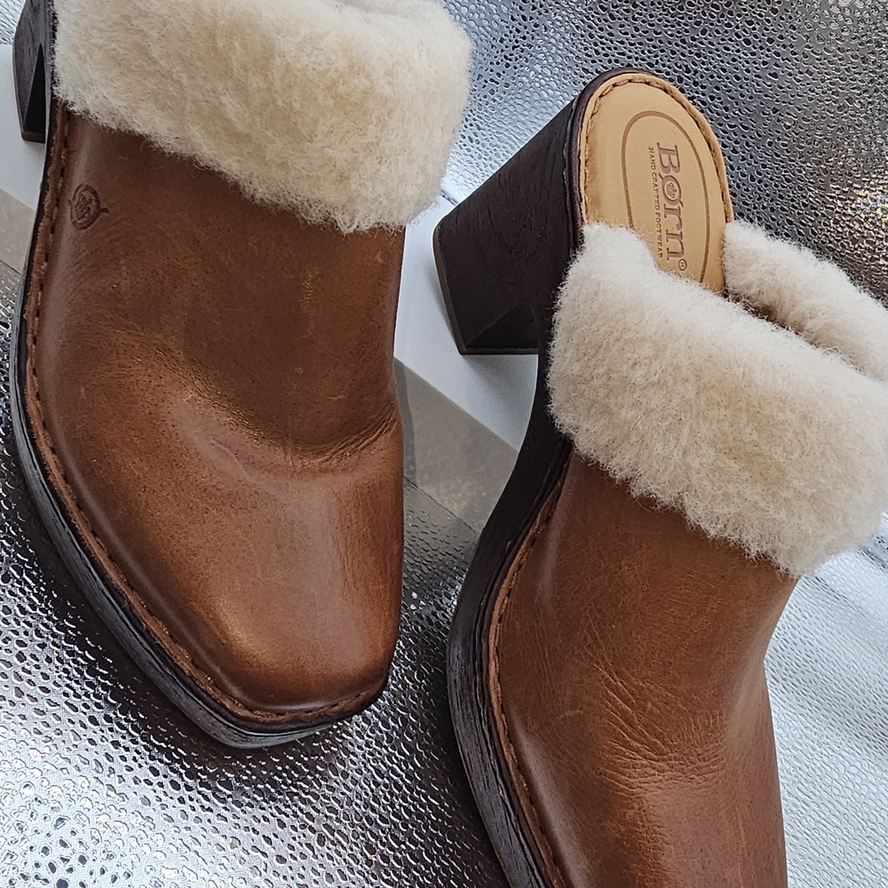 Born Shearling Lined Leather Mule Clogs Cognac Tan Size 9 - Picture 4 of 8